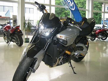 Suzuki B-King 1300 2009 Superbike Edition