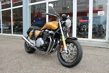 Honda CB1100RS Goldmember Edition